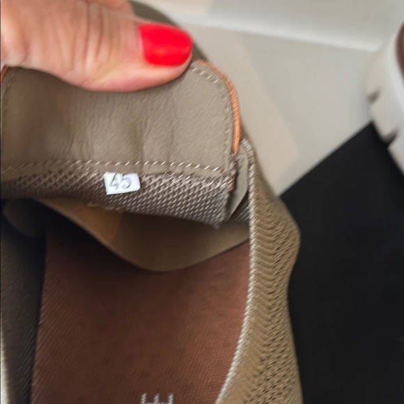 Men's Breeze Shoe/Sneaker 10.5 NEW - Picture 7 of 9